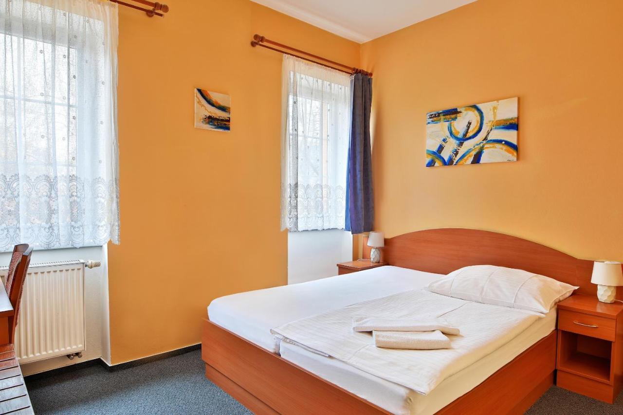 Attic Hotel Prag Eksteriør billede